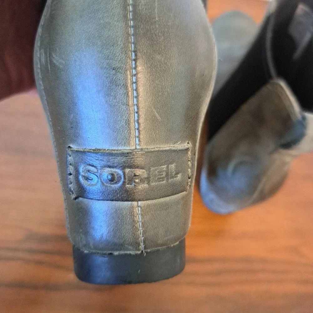 Sorel Joan of Arctic Wedge II Chelsea Boots Grey Leather NL2704-089 Womens 8